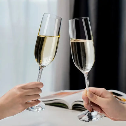 Amoora Grandeur Éclaire – Limited Edition Champagneglazen met UNIEKE steel (Set van 2) € 149,95